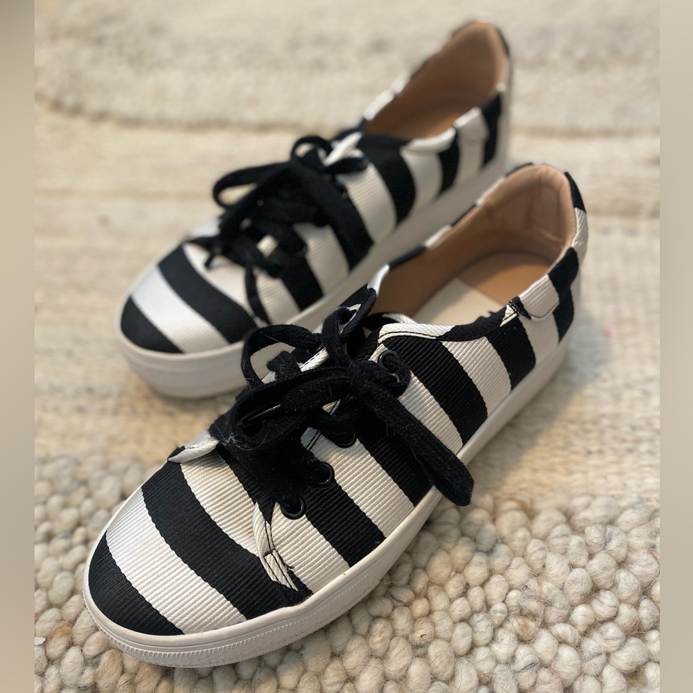 •Alice + Olivia sneakers